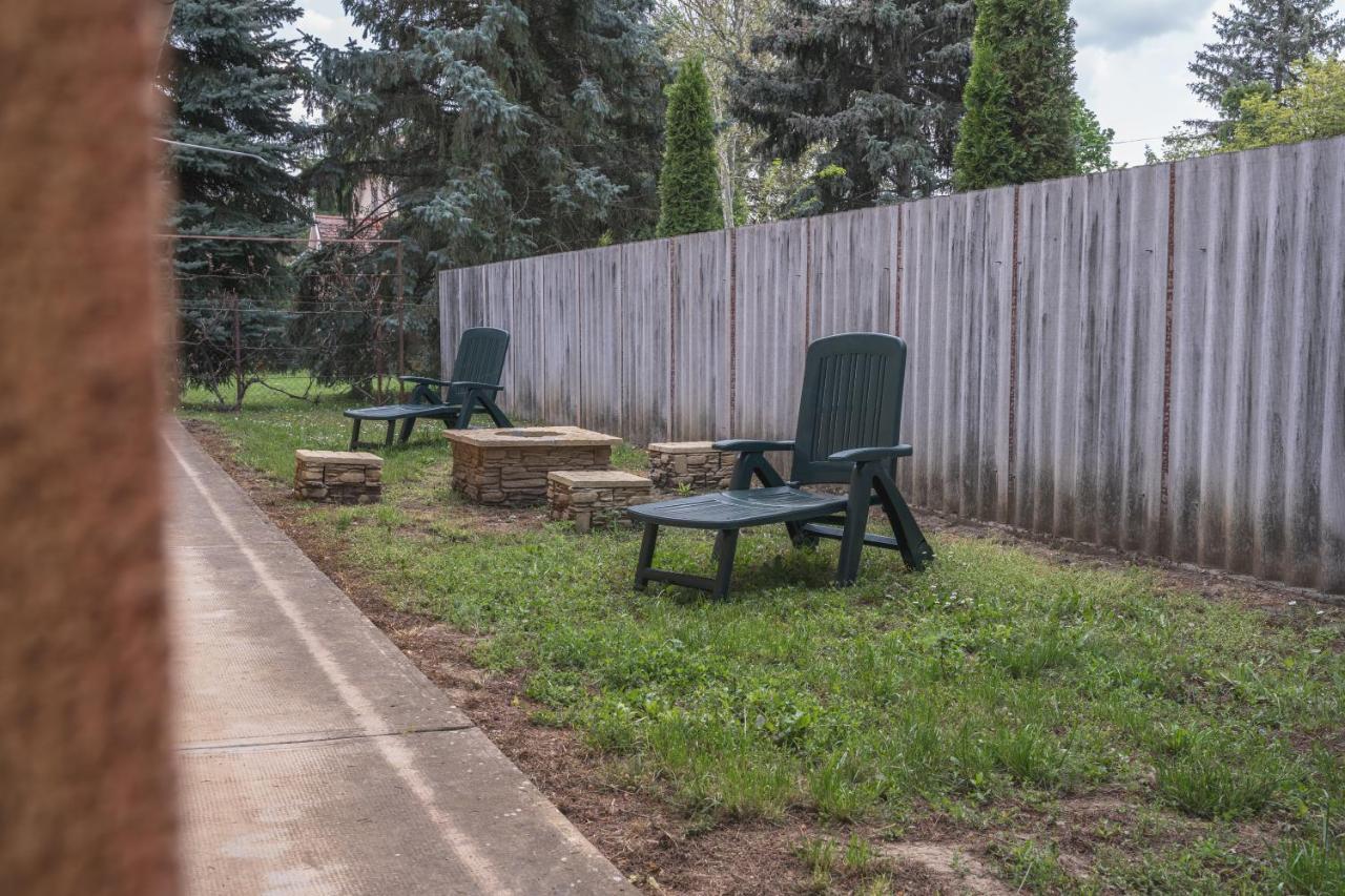 Olajos Apartman Hotel Berekfürdő Екстериор снимка